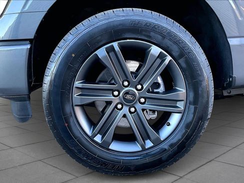 Certified 2022 Ford F150 XLT w/ Equipment Group 302A High image 10