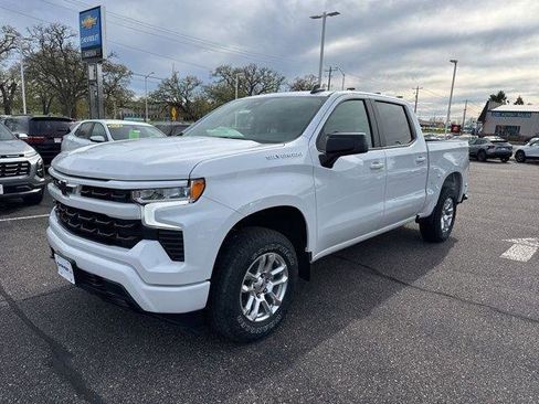 New 2026 Chevrolet Silverado 1500 RST w/ Convenience Package II AWD/4WD image 3