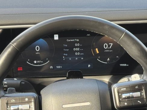 Used 2026 Hyundai Palisade SEL FWD image 39