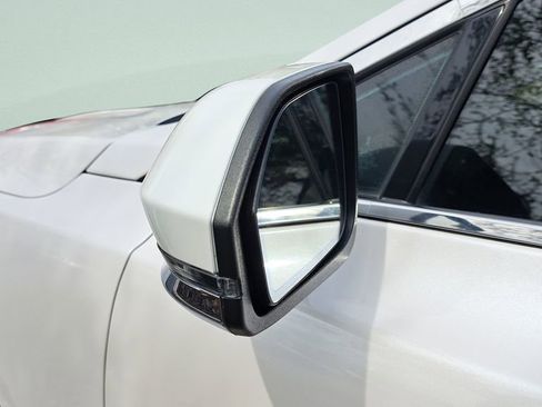 Used 2017 Lincoln MKZ Reserve w/ Technology Package image 4