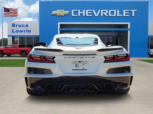 Used 2025 Chevrolet Corvette Z06 w/ Battery Protection Package image 4