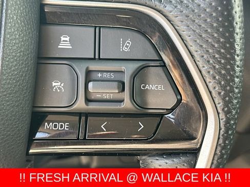 Used 2022 Toyota Tundra SR5 w/ SR5 Premium Package AWD/4WD image 23