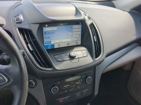 Used 2019 Ford Escape SEL FWD image 18