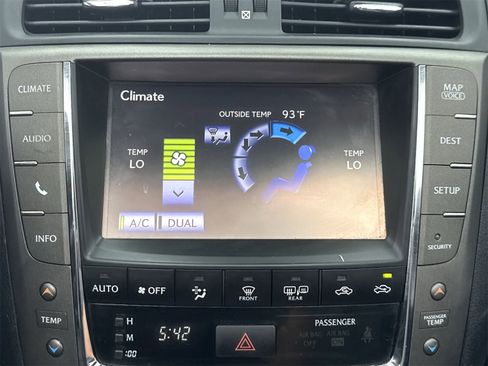 Used 2015 Lexus IS 250C image 32