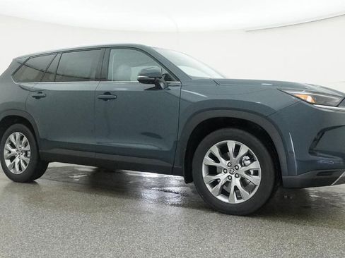 New 2026 Toyota Grand Highlander AWD image 90