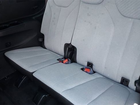 Used 2025 Hyundai Palisade SE image 18