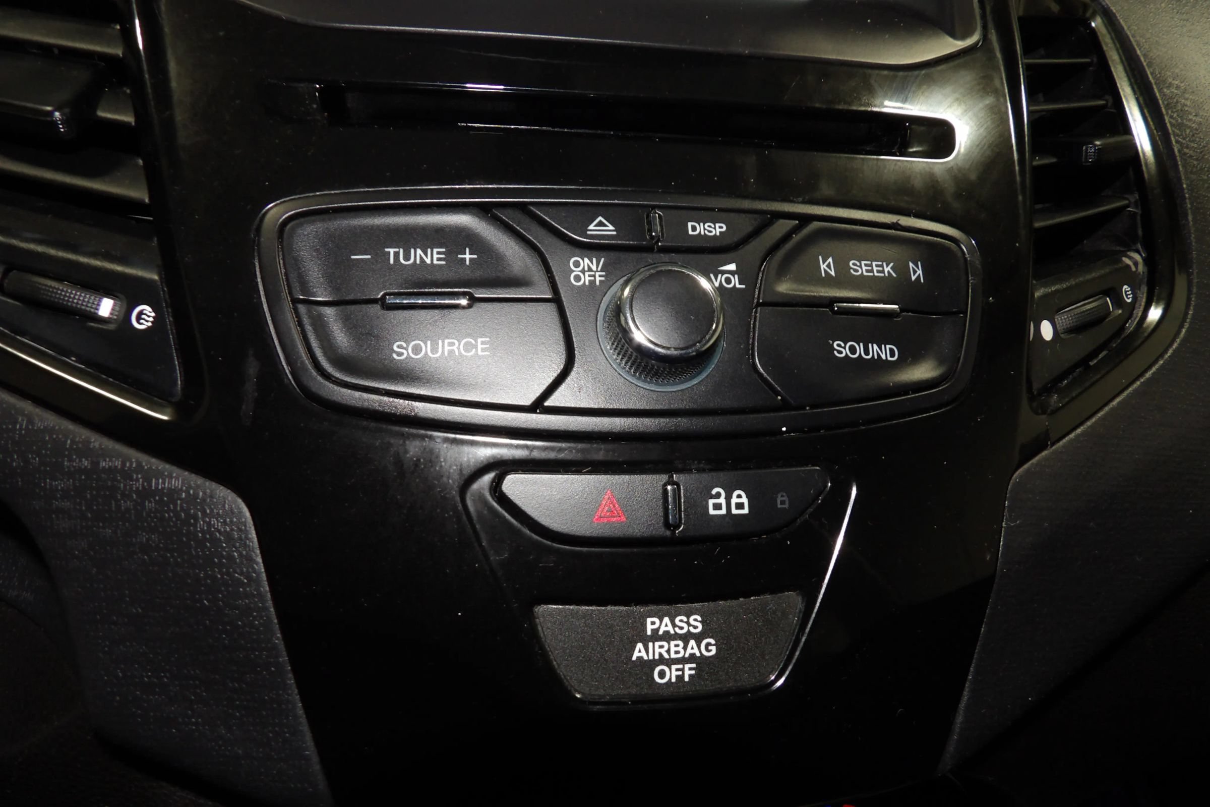 Used 2019 Ford Fiesta SE w/ Equipment Group 201A FWD image 16