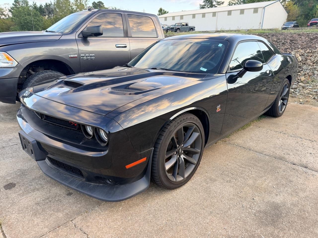 Used 2019 Dodge Challenger R/T Scat Pack w/ Plus Package RWD image 2