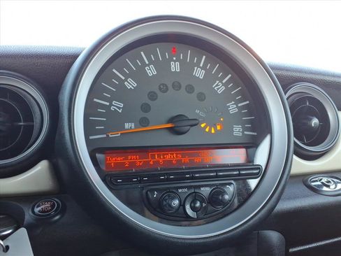 Used 2015 MINI Cooper Convertible image 19