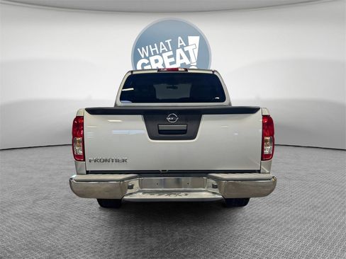Used 2014 Nissan Frontier S image 5