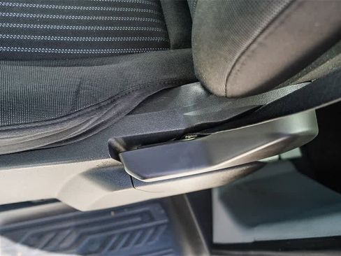 Used 2018 Ford Transit 350 XLT image 23