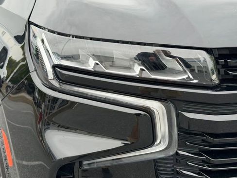 Certified 2023 Chevrolet Suburban RST w/ Luxury Package AWD/4WD image 19