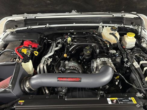 Used 2022 Jeep Gladiator Sport AWD/4WD image 43