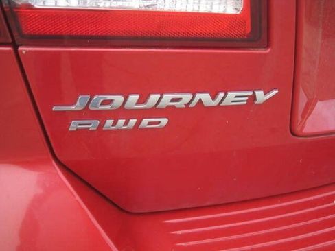 Used 2014 Dodge Journey SXT AWD/4WD image 9