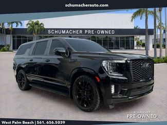 Used 2023 GMC Yukon XL Denali w/ Advanced Technology Package AWD/4WD video 1