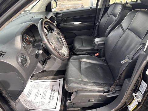 Used 2017 Jeep Compass High Altitude image 9