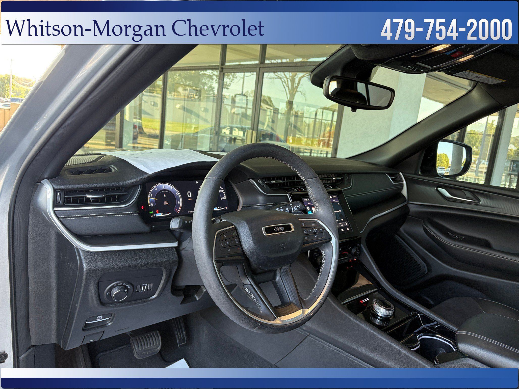 Used 2023 Jeep Grand Cherokee Altitude AWD/4WD image 10