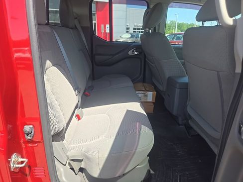 Used 2019 Nissan Frontier SV w/ Value Truck Package AWD/4WD image 23