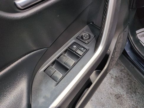 Certified 2022 Toyota RAV4 XLE Premium AWD/4WD image 11