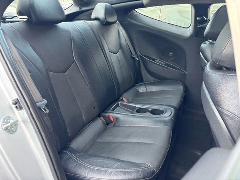 Used 2015 Hyundai Veloster Turbo w/ Option Group 04 image 50