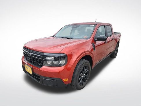 Certified 2024 Ford Maverick XLT w/ XLT Luxury Package AWD/4WD image 3