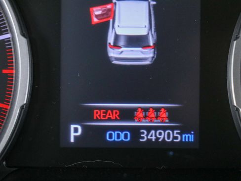Used 2022 Toyota RAV4 XLE Premium FWD image 16