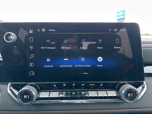 Used 2024 Chevrolet Colorado Z71 w/ Z71 Convenience Package 2 image 38