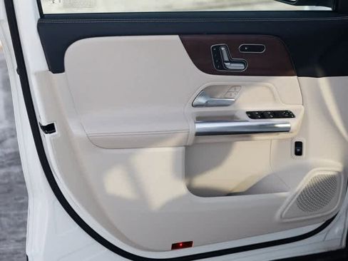 Certified 2023 Mercedes-Benz GLA 250 4MATIC w/ Premium Package image 20