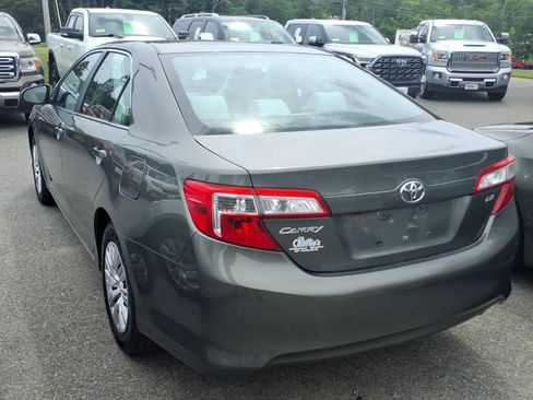 Used 2014 Toyota Camry LE FWD image 5