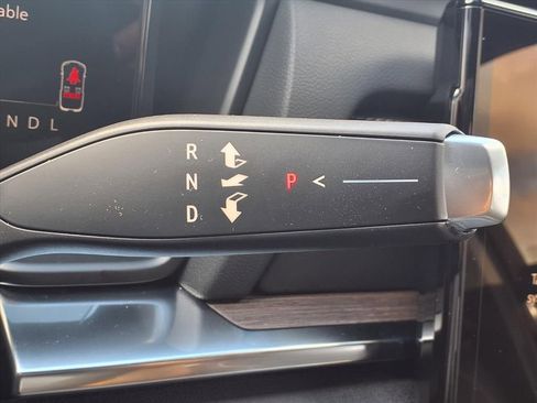 New 2026 GMC Terrain Denali AWD/4WD image 9