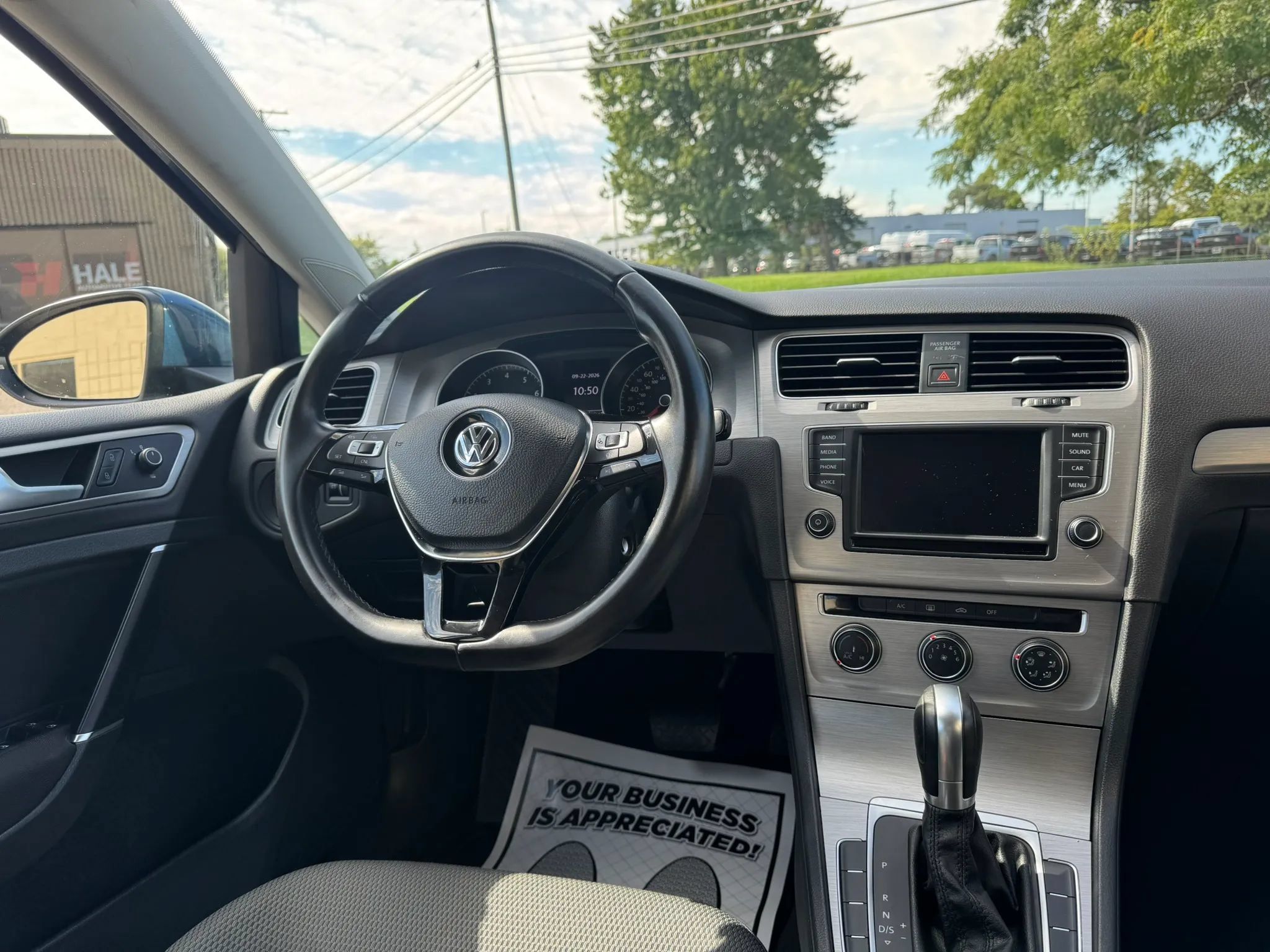 Used 2017 Volkswagen Golf SEL FWD image 14