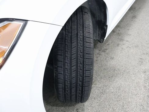 Used 2023 Volkswagen Jetta S image 4