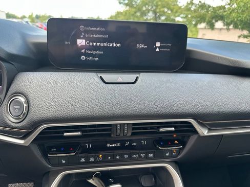 Certified 2024 MAZDA CX-90 Plug-In Hybrid w/ Preferred AWD/4WD image 12