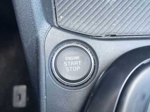 Used 2025 Kia K4 FWD image 16
