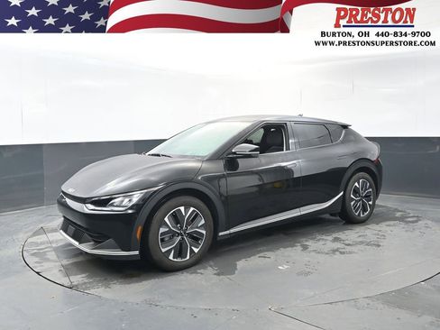 Used 2024 Kia EV6 Light image 1