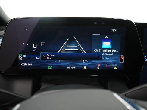 Used 2026 Chevrolet Equinox EV LT AWD/4WD image 27