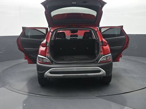 Used 2022 Hyundai Kona SEL FWD image 40