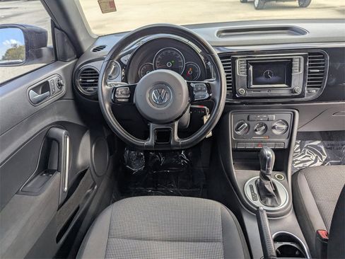 Used 2017 Volkswagen Beetle 1.8T S image 13