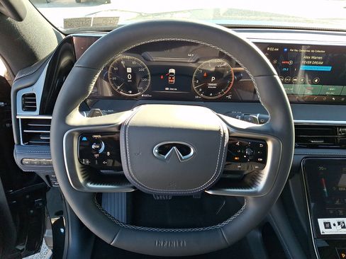 New 2026 INFINITI QX80 4WD image 17
