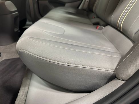 Used 2025 Hyundai Elantra Sport image 38