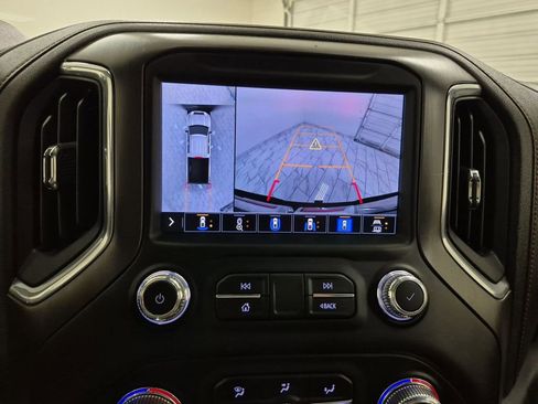 Used 2023 GMC Sierra 2500 AT4 w/ AT4 Preferred Package image 15