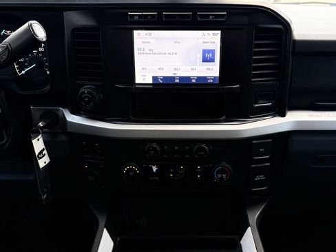 Used 2023 Ford F350 XLT w/ 360-Degree Camera Package AWD/4WD image 17