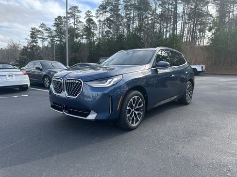 New 2026 BMW X3 xDrive30 w/ Premium Package image 2