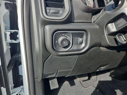 Used 2024 RAM 3500 Tradesman w/ Chrome Appearance Group image 16