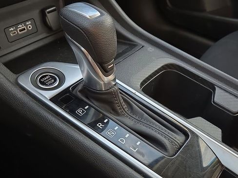 Used 2024 Nissan Sentra SV image 29