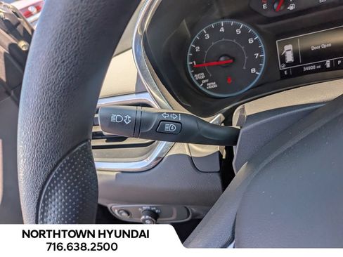 Used 2020 Chevrolet Equinox LS FWD image 24