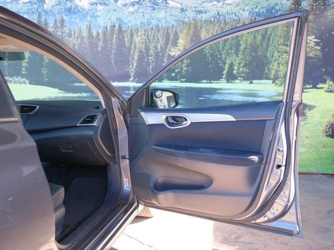 Used 2015 Nissan Sentra S FWD image 27