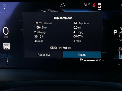 Used 2025 Volvo V60 B5 Cross Country Plus image 40