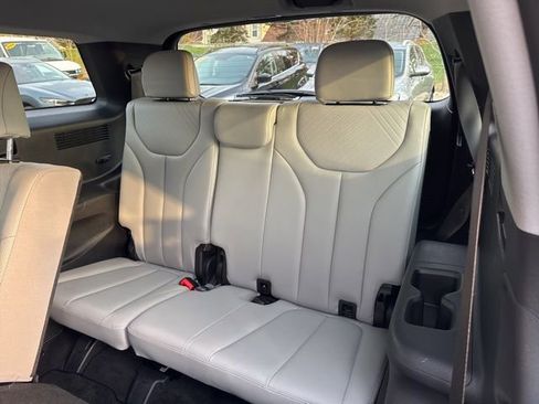 Used 2024 Hyundai Palisade SEL image 21