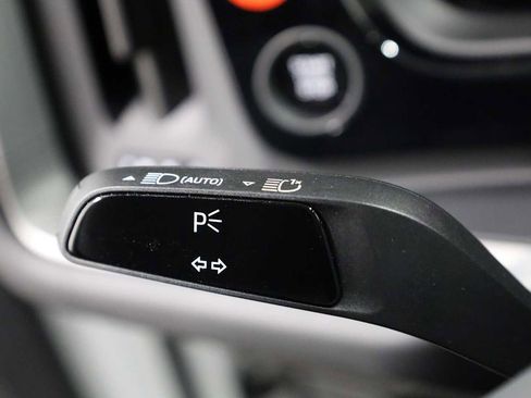 New 2026 Porsche Cayenne Coupe AWD/4WD image 31